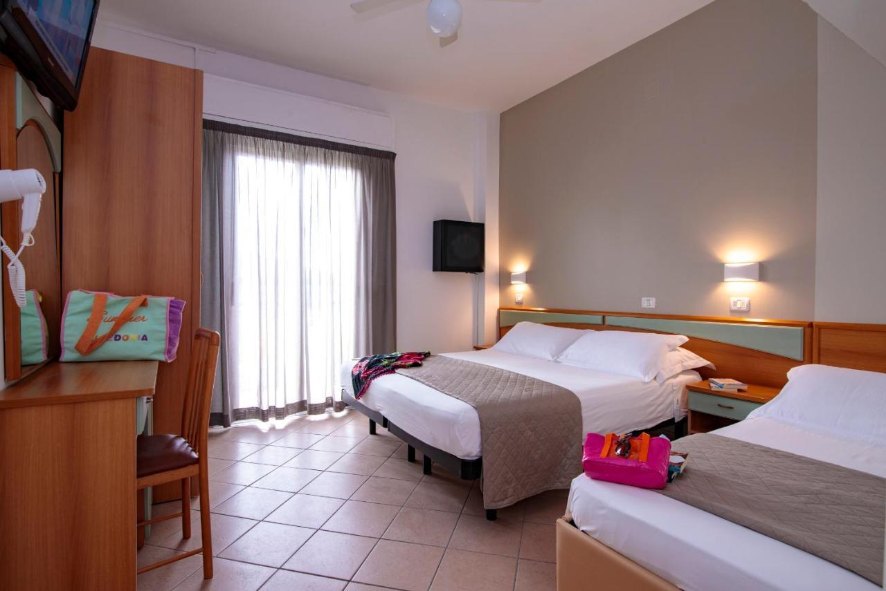 Hotel Holland 리미니 외부 사진